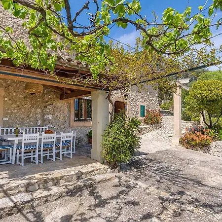 Villa Charming Beautiful Views Of The Tramuntana Mountains La Coma I 4 Bedrooms Pollença