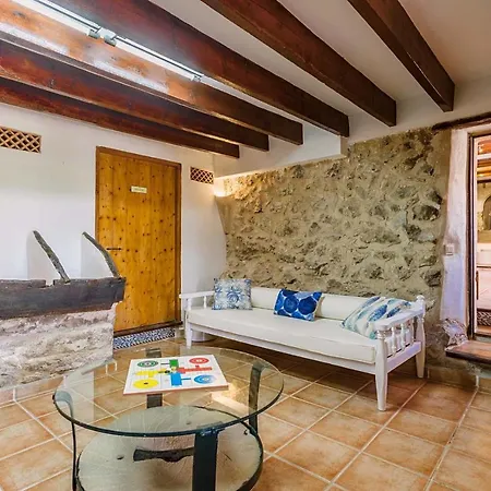 Charming Beautiful Views Of The Tramuntana Mountains La Coma I 4 Bedrooms Villa