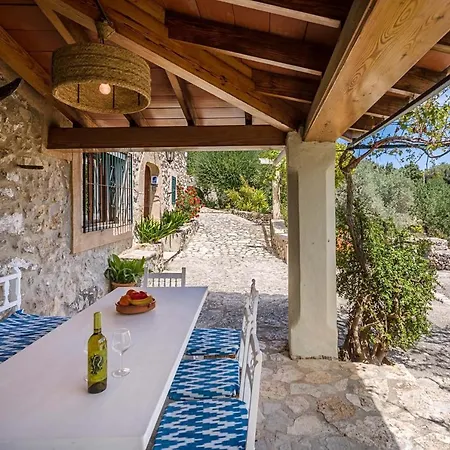 Villa Charming Beautiful Views Of The Tramuntana Mountains La Coma I 4 Bedrooms Pollença