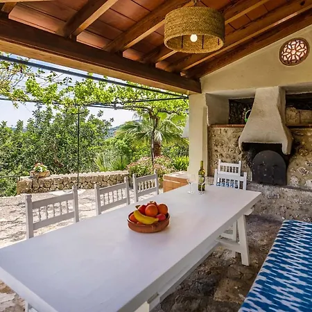 Charming Beautiful Views Of The Tramuntana Mountains La Coma I 4 Bedrooms Villa Pollenca